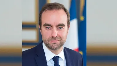 Себастьян Лекорню, Франция, Макрон, үкімет, сурет - Zakon.kz жаңалық 10.09.2025 18:41