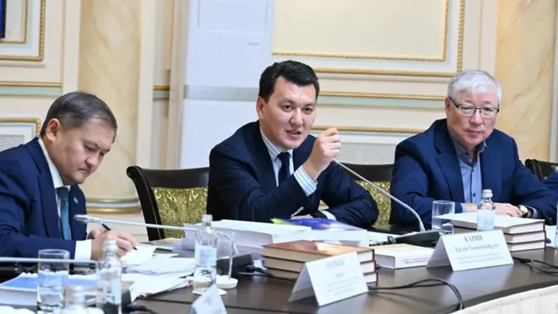 Редакция алқасы Қазақстан тарихының екінші томын басып шығаруға әзірлеу үшін бекітті