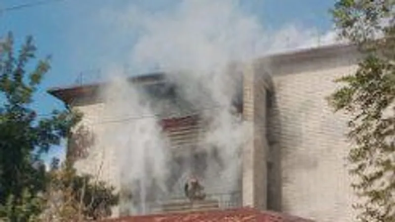 Павлодарда өрт кезінде 12 адам құтқарушылардың көмегімен эвакуацияланды