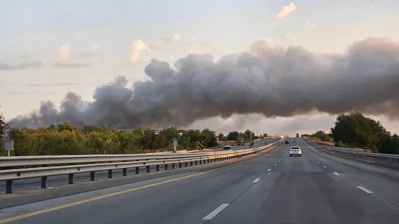 Алматы облысында қоқыс полигоны өртенді