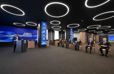 Тоқаев Digital Aqmola орталығында болды, сурет - Zakon.kz жаңалық 16.09.2025 18:41