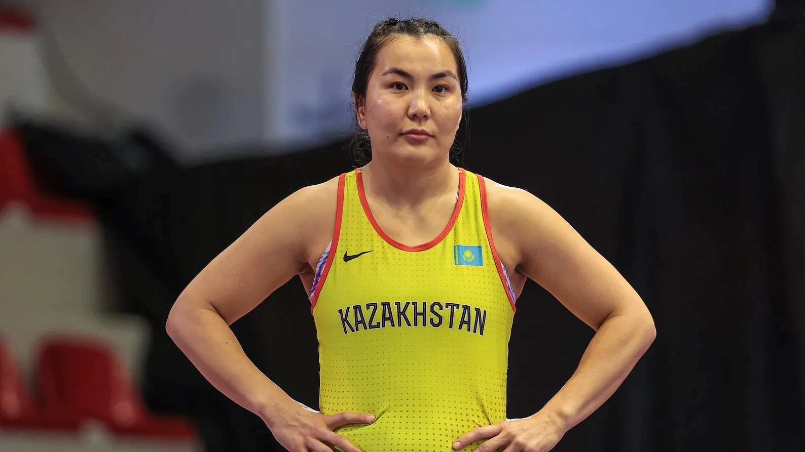 Транссексуалды қызметші сағат