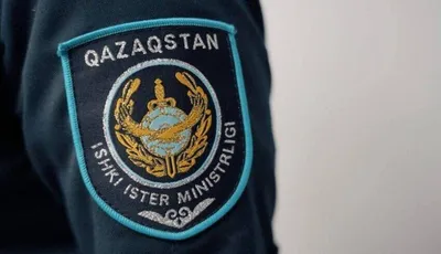 Өскеменде ер адам өзгенің техникалық қызмет көрсету орталығы аумағында тұрған көлігін айдап кеткен, сурет - Zakon.kz жаңалық 16.09.2025 19:39