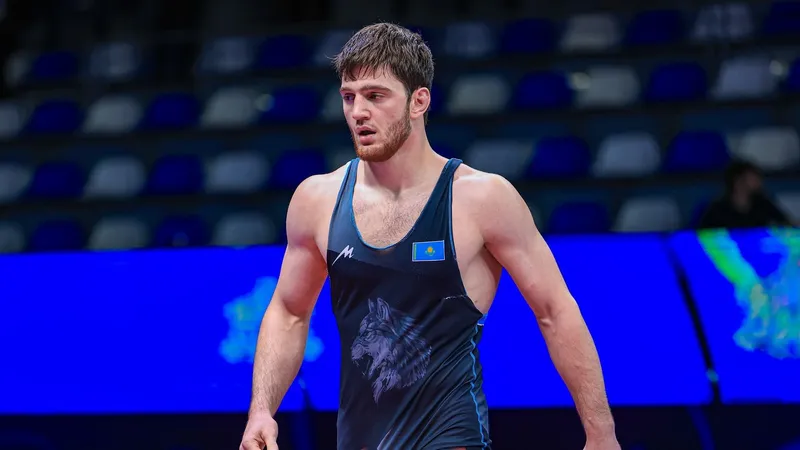 Камиль Куруглиев еркін күрестен әлем чемпионатында қола медаль үшін өткен белдесуде жеңіліп қалды