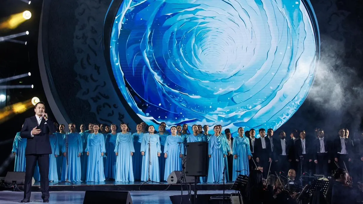 Олар балапанды шәуетпен толтырды