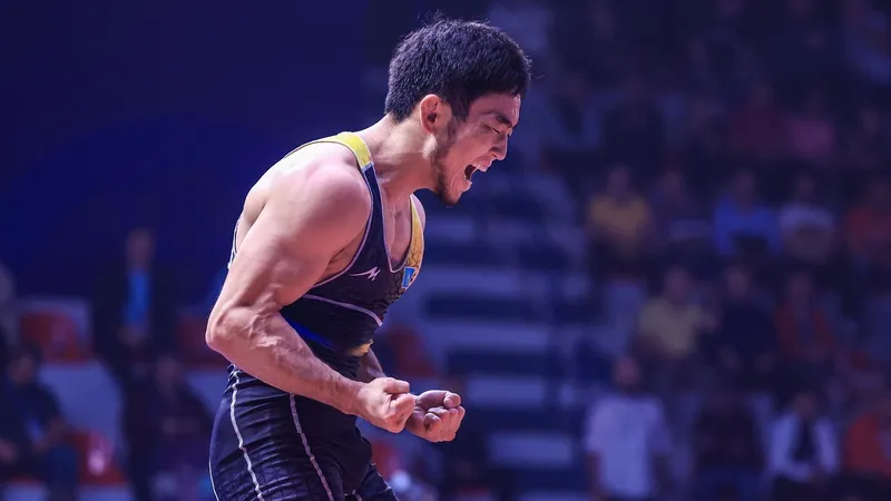 Грек-рим күресінен әлем чемпионаты: Ержет Жарлықасын 1/4 финалға өтті