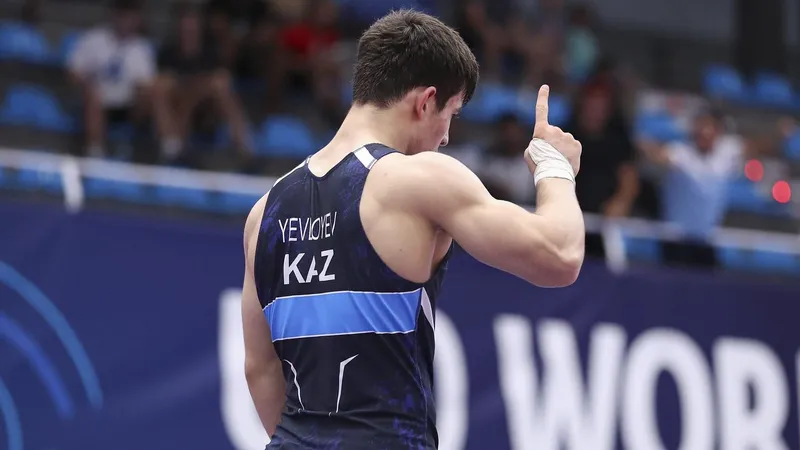 Ислам Евлоев грек-рим күресінен әлем чемпионатының ширек финалына өтті
