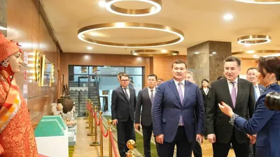 Нұрлыбек Нәлібаев, Өскемен, көрме, Сыр өңірі, түркі өркениеті, алтын бесігі, сурет - Zakon.kz жаңалық 21.09.2025 16:37