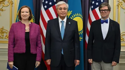 Кездесу, АҚШ, Нью-Йорк, Тоқаев, Meta компаниясының вице-президенті, жасанды интеллект, сурет - Zakon.kz жаңалық 22.09.2025 20:05