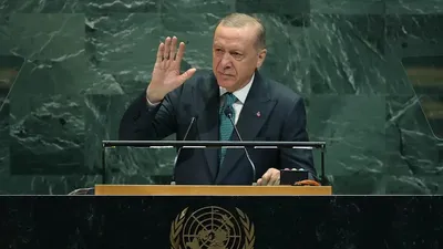 Ердоғанның суреті Нью-Йорктің қақ төріне ілінді, сурет - Zakon.kz жаңалық 26.09.2025 10:44