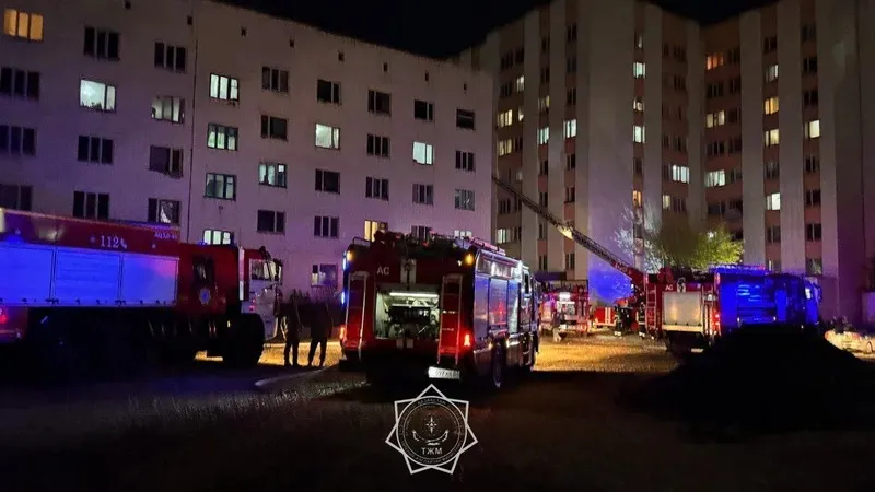 Көкшетауда өрт кезінде 30-ға жуық адам құтқарылды