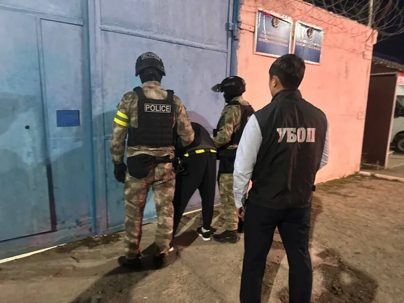 Оралда тонау, алаяқтық қылмыстарын жасаған күдікті ұсталды