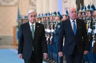 Тоқаев пен Тамаш Шуйок келіссөз жүргізді, сурет - Zakon.kz жаңалық 02.10.2025 17:13