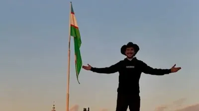 Сирек кездесетін Lamborghini тізгіндеген америкалық азамат Өзбекстанда қалып қойды, сурет - Zakon.kz жаңалық 02.10.2025 12:25