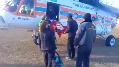 Тоғыз жастағы қыз бала шұғыл түрде тікұшақпен Үржардан Өскеменге жеткізілді, сурет - Zakon.kz жаңалық 02.10.2025 21:44