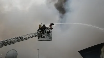 Атырауда ірі мейрамхана өртенді, сурет - Zakon.kz жаңалық 04.10.2025 13:55