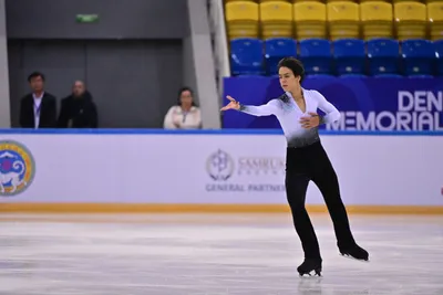 Мәнерлеп сырғанаудан Денис Тен мемориалы: мұздағы би мен жасөспірімдер арасында үздіктер анықталды, сурет - Zakon.kz жаңалық 04.10.2025 15:47