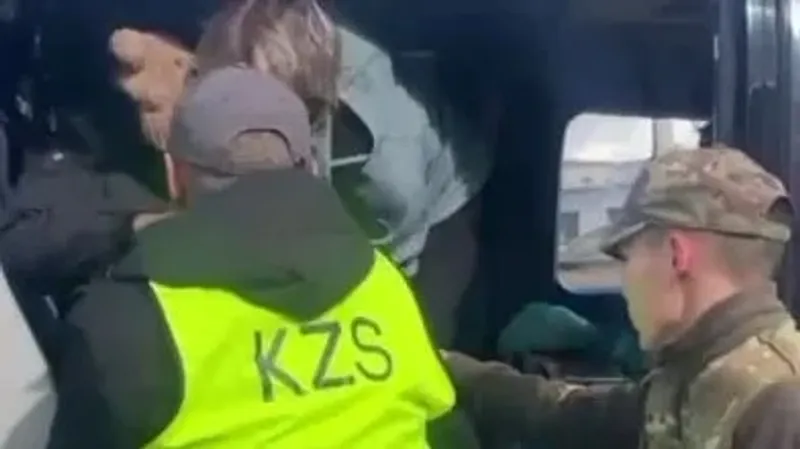 Атбасардан Көкшетауға бала ТЖМ тікұшағымен шұғыл жеткізілді