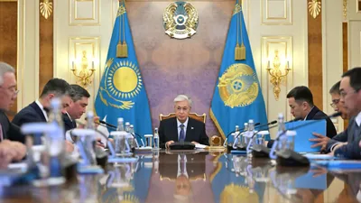 Тоқаев макроэкономикалық тұрақтылық мәселелеріне арналған жиын өткізді, сурет - Zakon.kz жаңалық 08.10.2025 14:10