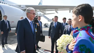 Қазақстан Президенті Қасым-Жомарт Тоқаев Тәжікстан астанасы Душанбе қаласына жұмыс сапарымен барды., сурет - Zakon.kz жаңалық 09.10.2025 14:52