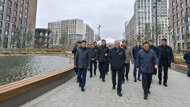 Президент "Нұра" ауданындағы Greenline бульварын аралап көрді