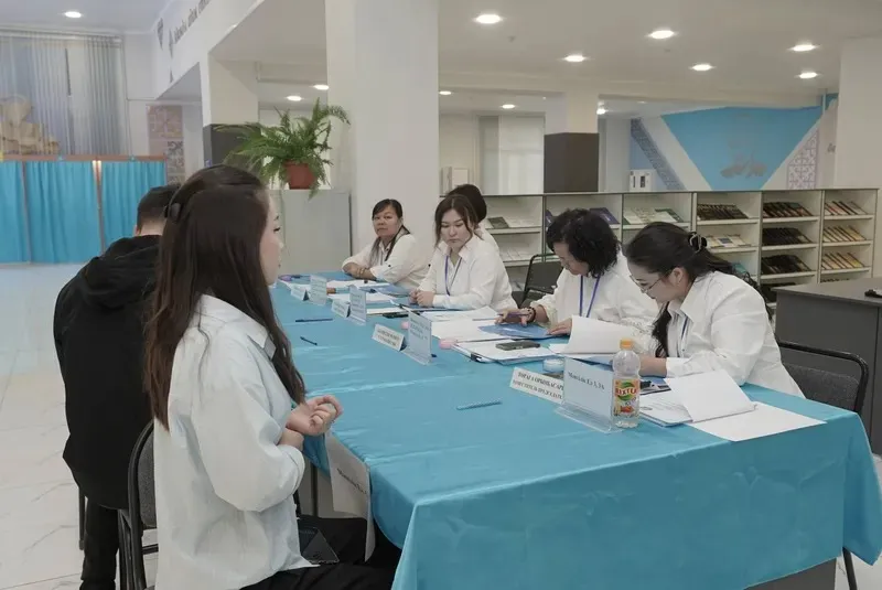 Семейде әкім сайлауы өтіп жатыр