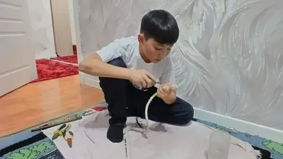 Әлихан Салихан, қамшы өруші, 13 жастағы ерекше өнер иесі , сурет - Zakon.kz жаңалық 13.10.2025 11:03