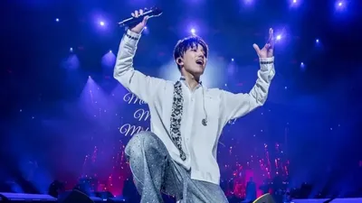 Димаш Құдайберген, ҚР - Қырғыз Халық әншісі, Танымал тұлға, Мекикадағы концерт, сурет - Zakon.kz жаңалық 14.10.2025 10:12