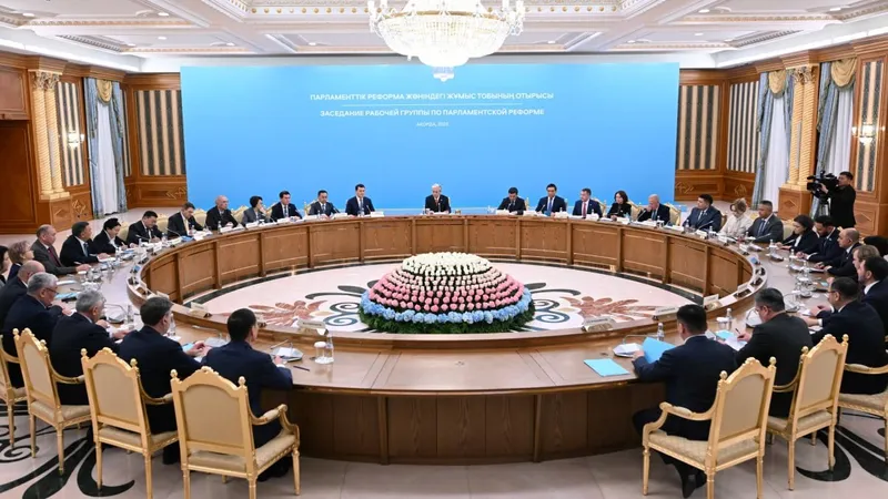 Президент Парламенттік реформа жөніндегі Жұмыс тобының бірінші отырысында сөз сөйледі