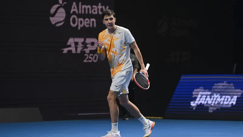 Almaty Open: Александр Шевченко тартысты матчта жеңіске жетті