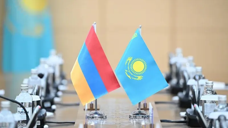 Тоқаев Армениямен арадағы көші-қон саласындағы ынтымақтастық туралы заңға қол қойды