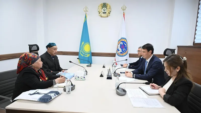Алматы әкімі азаматтарды жеке мәселесі бойынша қабылдады