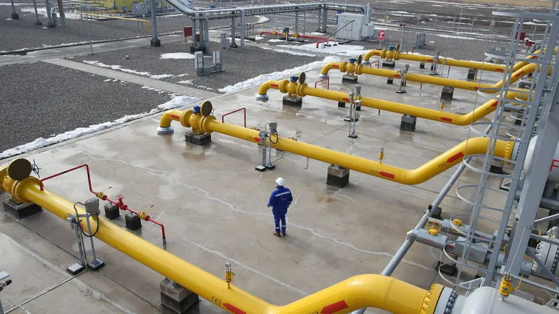 Қазақстан газсыз қалмайды - Энергетика министрлігі Орынбор зауытындағы апат жайлы