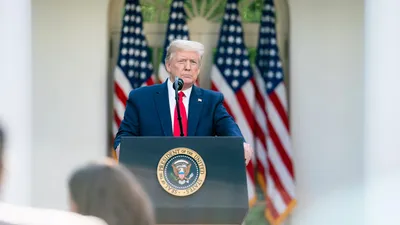 АҚШ-та Трампқа қарсы наразылыққа шамамен жеті миллион адам шықты, сурет - Zakon.kz жаңалық 19.10.2025 10:31