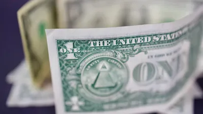 19 қазанда Қазақстандағы айырбастау орындарындағы валюта бағамы, сурет - Zakon.kz жаңалық 19.10.2025 13:17