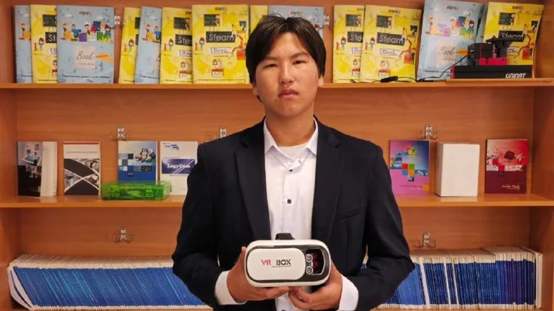 Елордалық оқушы зағип жандарға арналған ақылды көзілдірік ойлап тапты