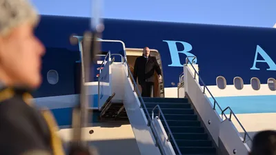 Ильхам Әлиев, Астана, әуежай, мемлекеттік сапар, сурет - Zakon.kz жаңалық 20.10.2025 17:31