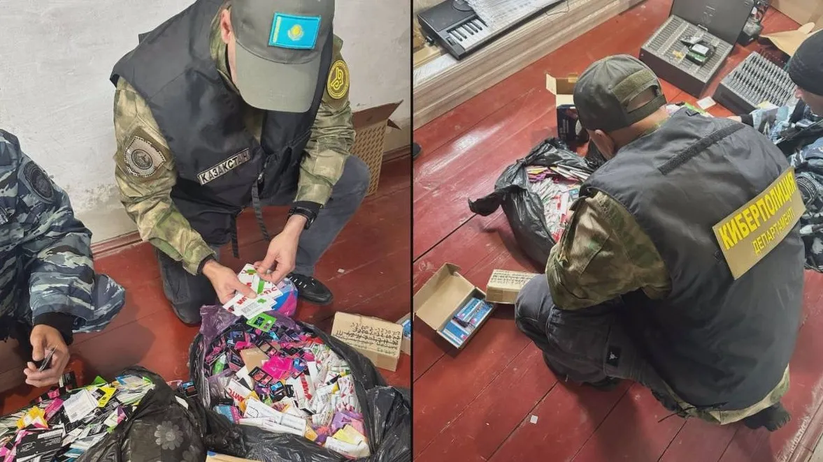 Қызыл порно кончил