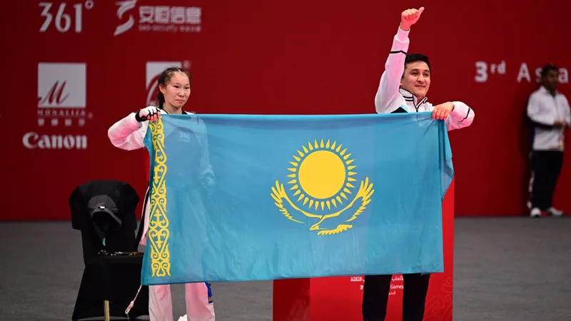 Ақылы сайттардан ақылы порно бейнелерді қараңыз