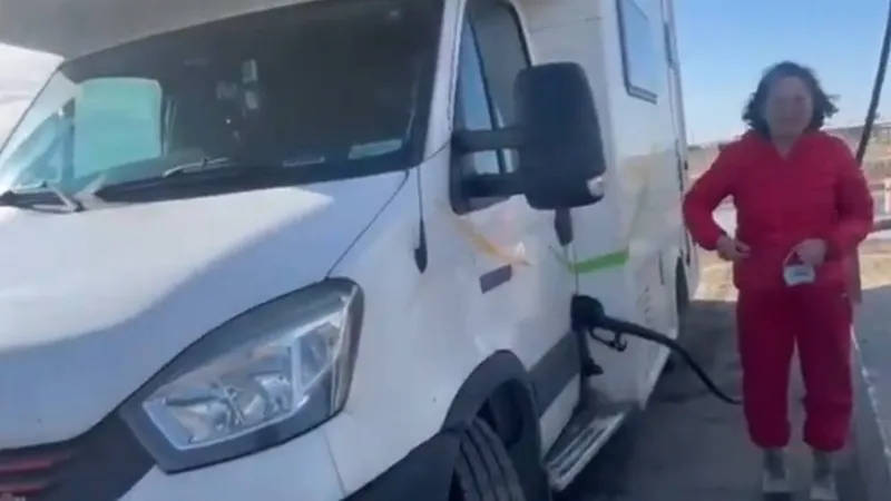 Атырау облысында Қытайдан келген турист жергілікті полицейлер жайлы ойымен бөлісті