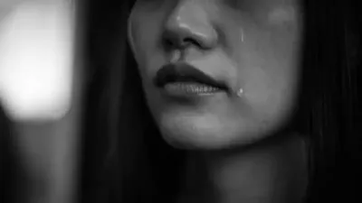 Әйел, суицид, Павлодар, секіру, құтқару, сурет - Zakon.kz жаңалық 25.10.2025 15:54