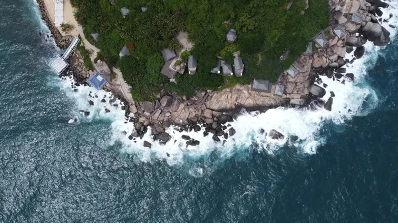 Ямайкаға жойқын дауыл жақындап келеді. Жергілікті халыққа эвакуация жасау ескертілді