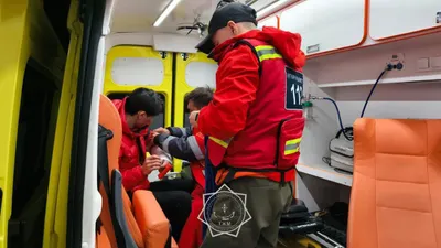 Жедел жәрдем, Алматы облысы, Мұғалім шыңы, ер адам, тау, құтқарушылар , сурет - Zakon.kz жаңалық 27.10.2025 19:15