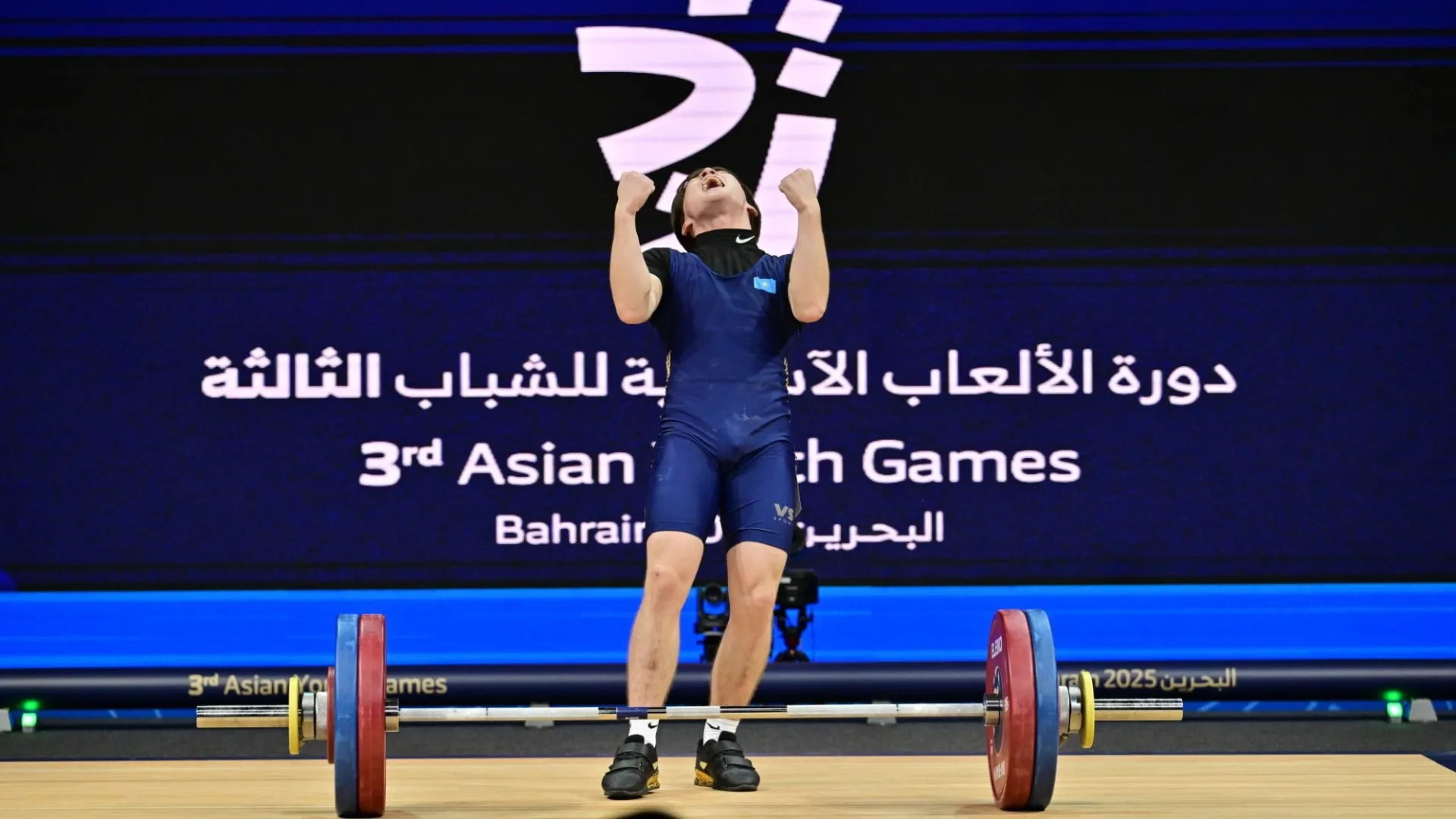 Атлетикалық балапан ебілуге дайындалуда