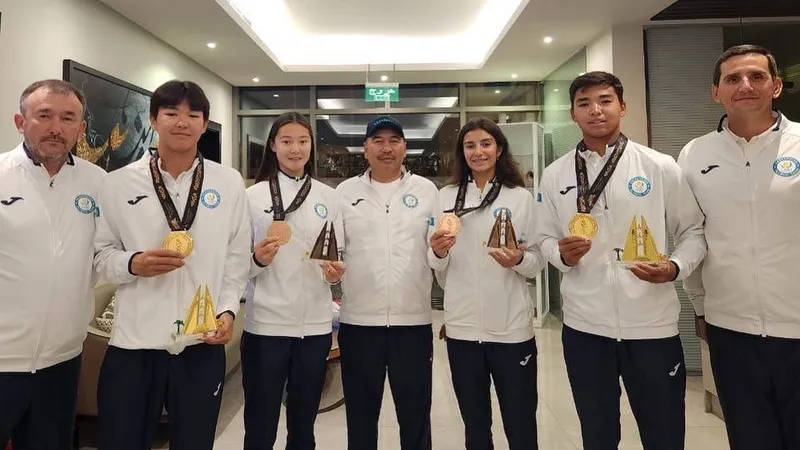 Жыныстық порно жұлдыздардың фотосуреттері