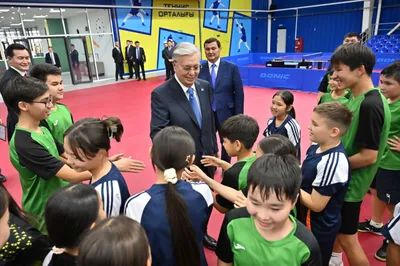 Тоқаев Қызылордадағы Үстел теннисі орталығына барды, сурет - Zakon.kz жаңалық 30.10.2025 19:31