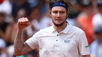 Бублик сенсация жасады: алғаш рет Париждегі “Мастерс” турнирінің ширек финалына өтті, сурет - Zakon.kz жаңалық 30.10.2025 23:21