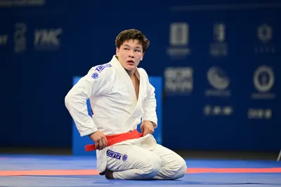 Джиу-джитсу шебері Рафаэль Орумбаев жасөспірімдер Азиадасында күмістен алқа тақты, сурет - Zakon.kz жаңалық 30.10.2025 20:51