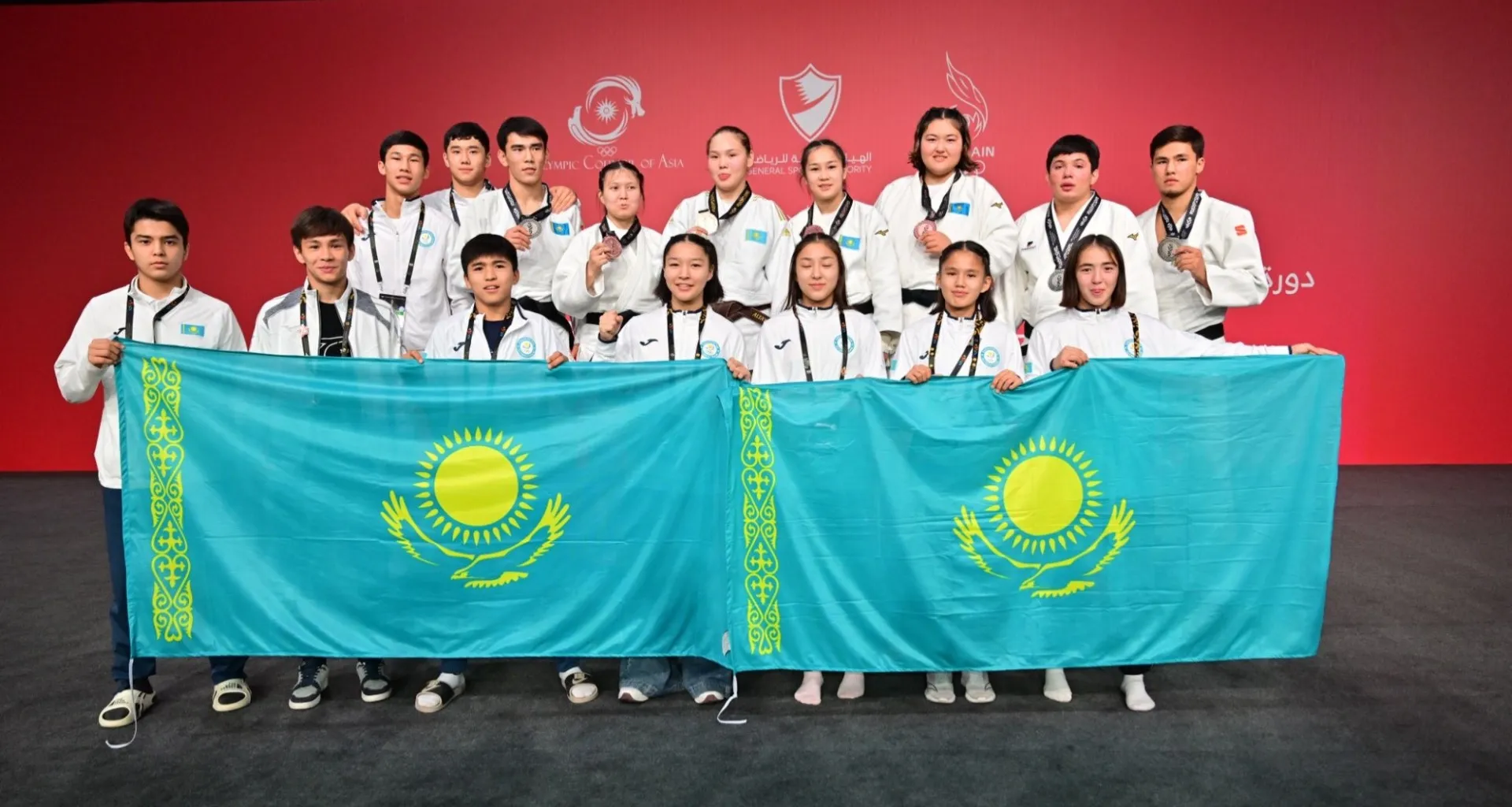 Кастингтегі сұлу қыздардың видеосы