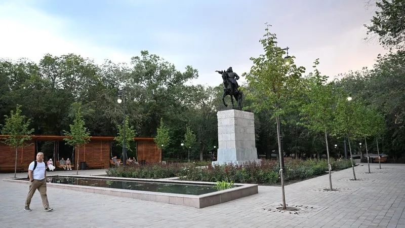 Алматының Алмалы ауданы: тазалық пен тәртіп – басты назарда